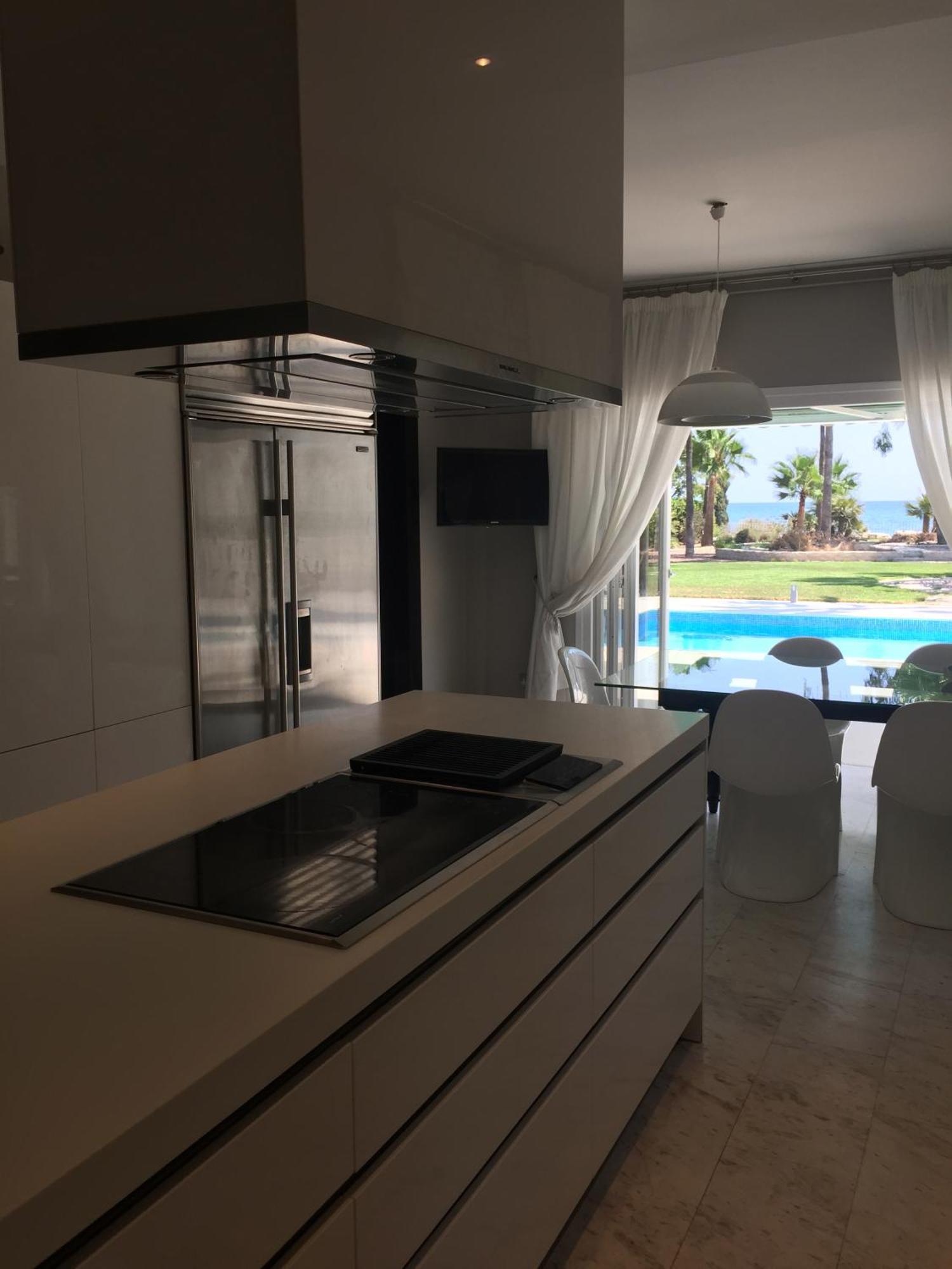 פרבוליה Deluxe First Line Villa מראה חיצוני תמונה