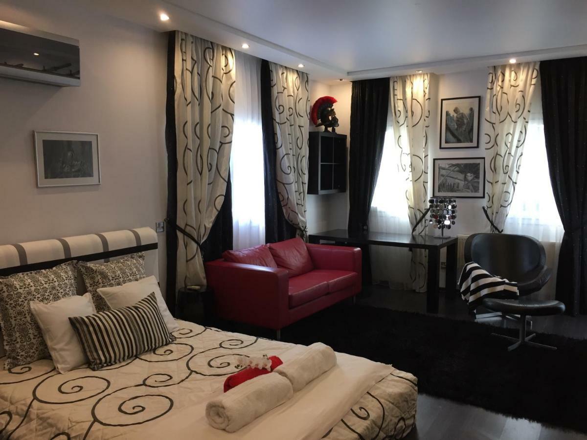 פרבוליה Deluxe First Line Villa מראה חיצוני תמונה